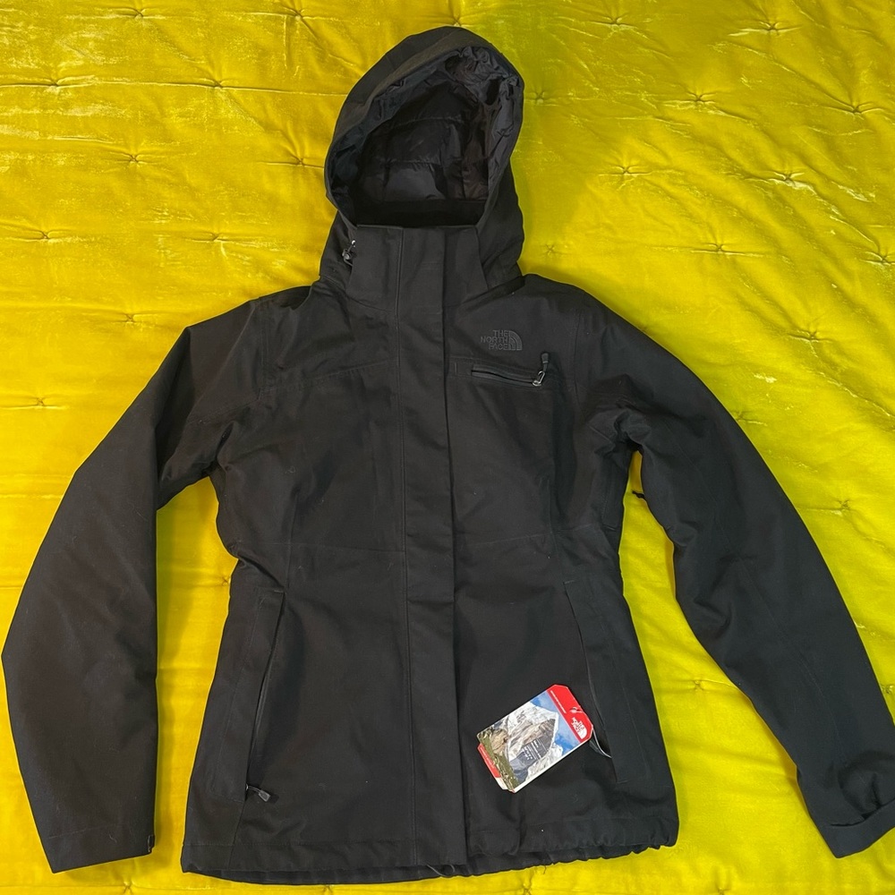 NWT North Face Lynndale Insulated Winter Coat sz S